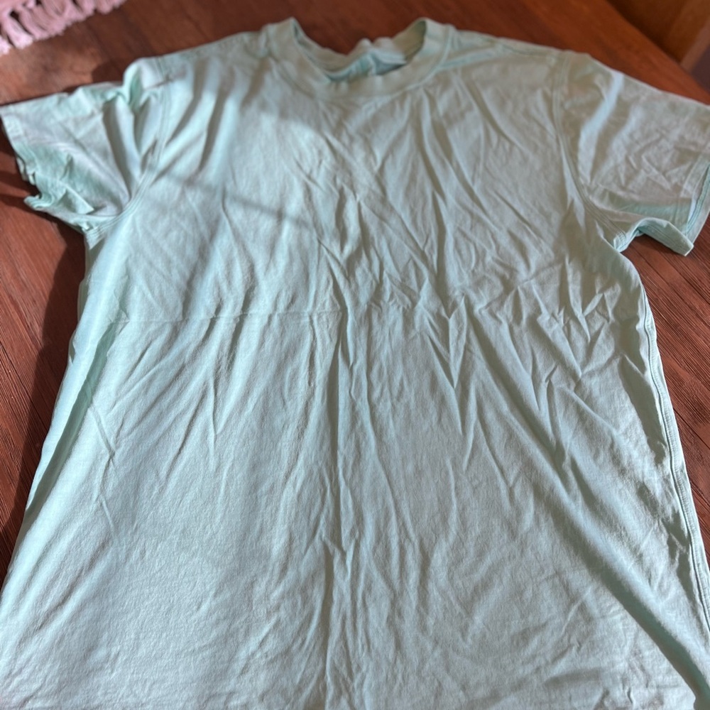 Lululemon Athletica Short Sleeve Tee